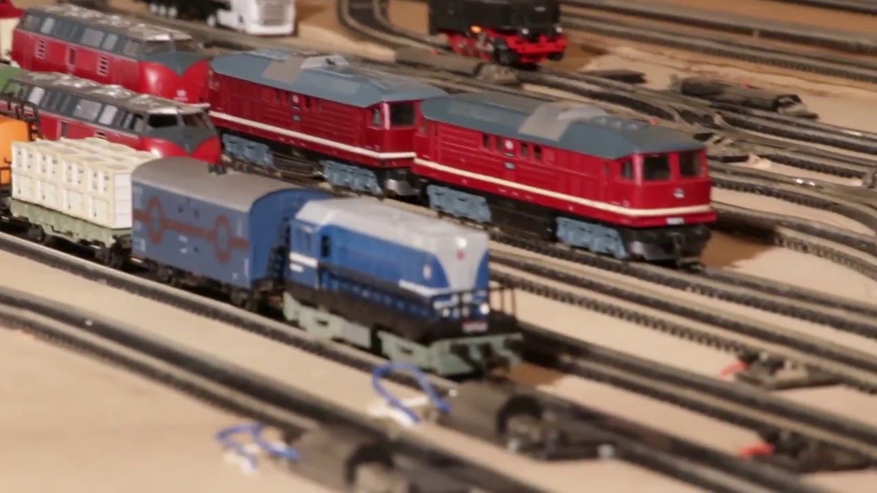 TT-scale model trains 001