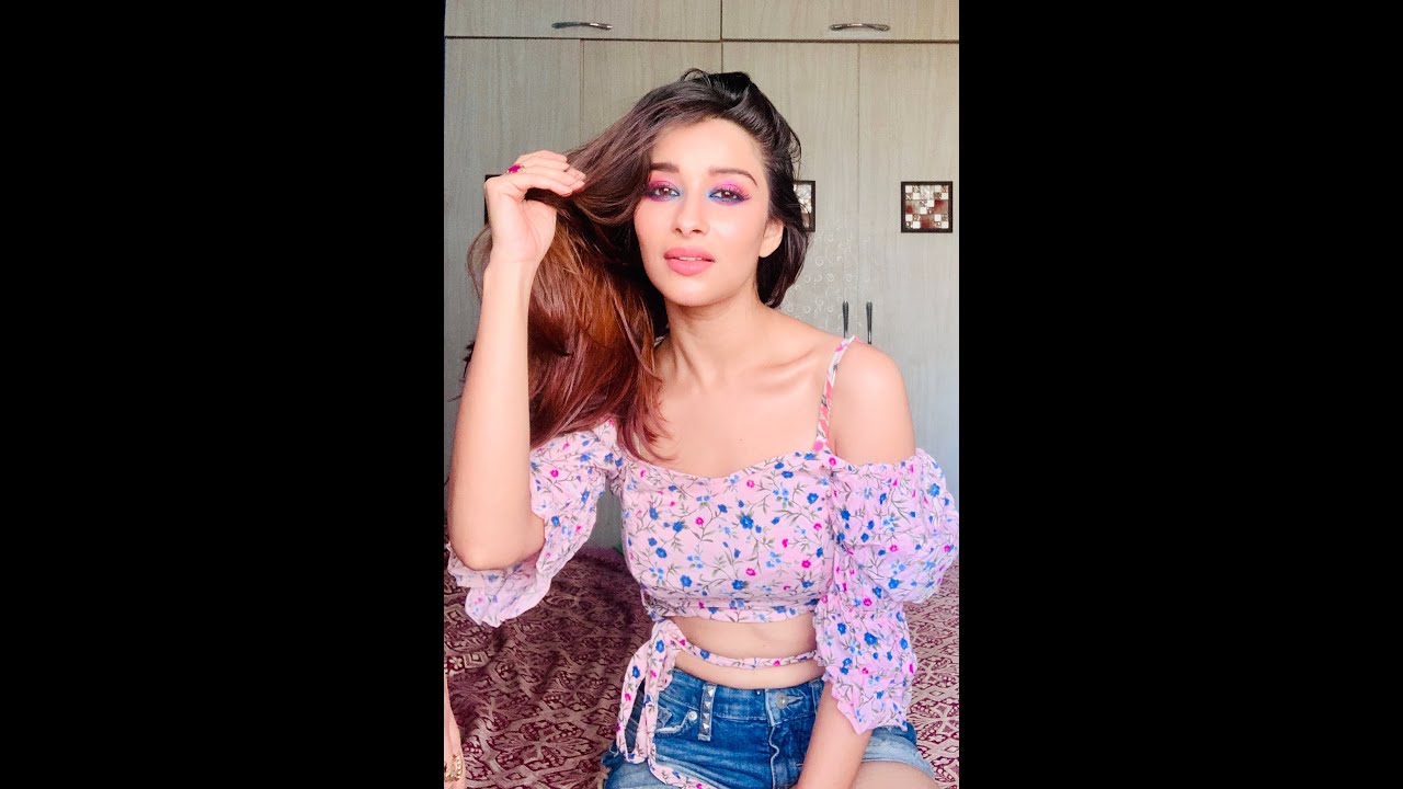 Nyra Banerjee - Interview with Singer , Music Composer , Anchor Piyush Rajani