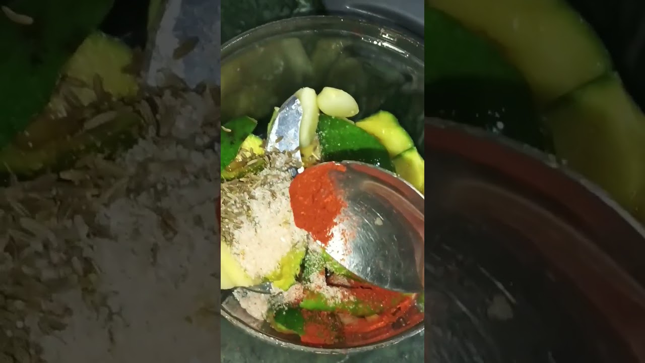 Kacha(Raw) Mango 🥭chatni😋#shaky #foodvlogger  #foodvloger #foodvlogs #indianfood #mangorecipe