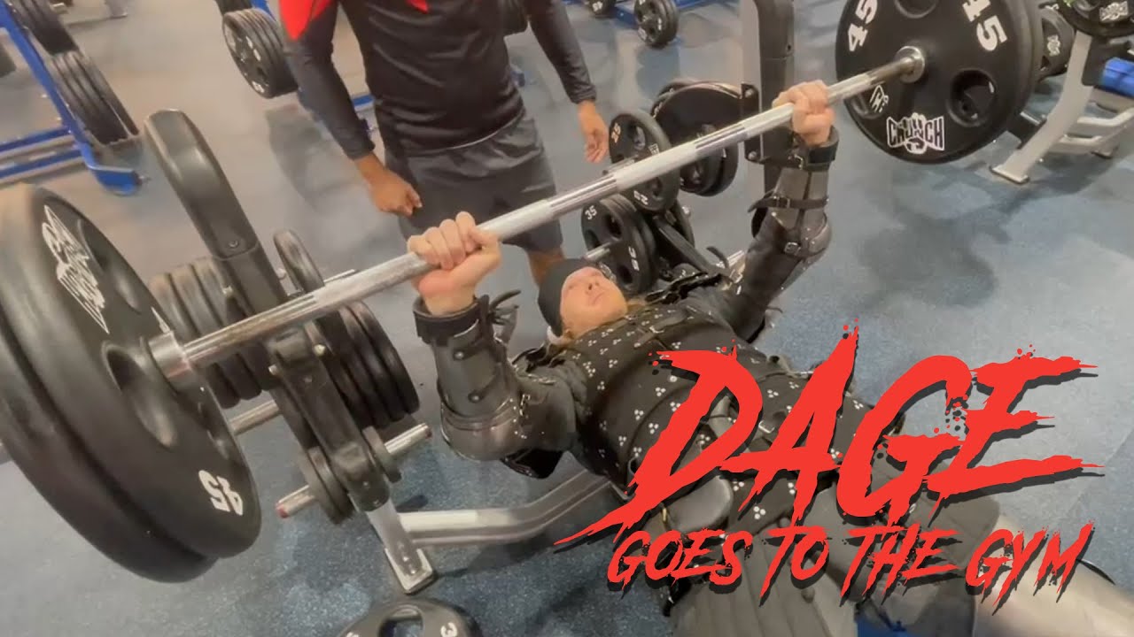 Dage goes to the gym