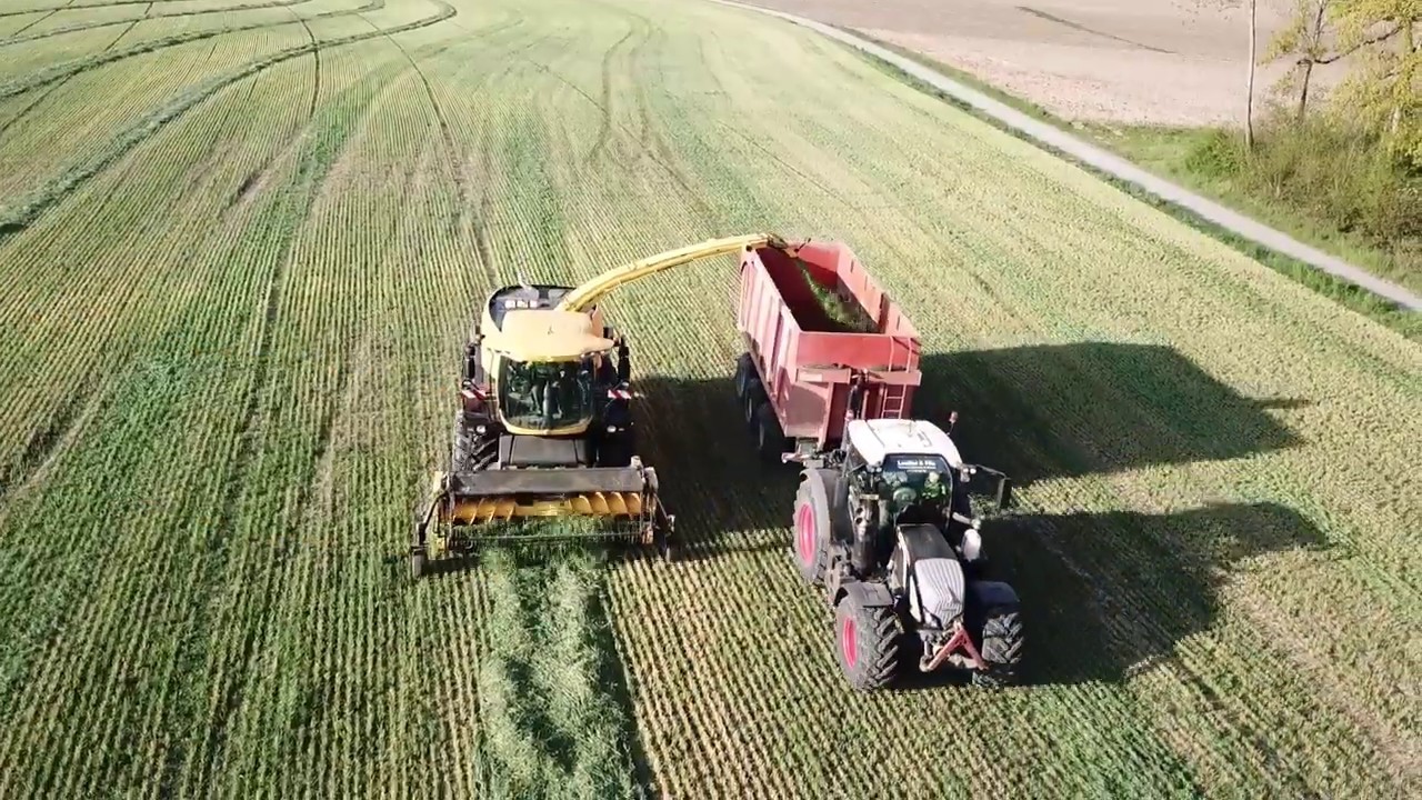 Ensilage d'herbe - Entreprise de travaux agricole Loeffel & Fils