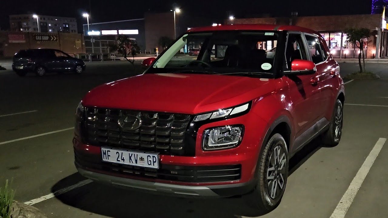 Night Drive and Review - 2025 Hyundai Venue 1.0 Turbo DCT Executive - Why Am I Impressed?