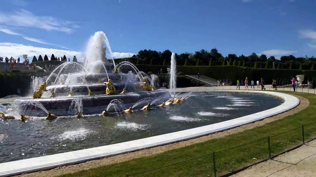 LATONA FOUNTAIN - VERSAILLES PALACE