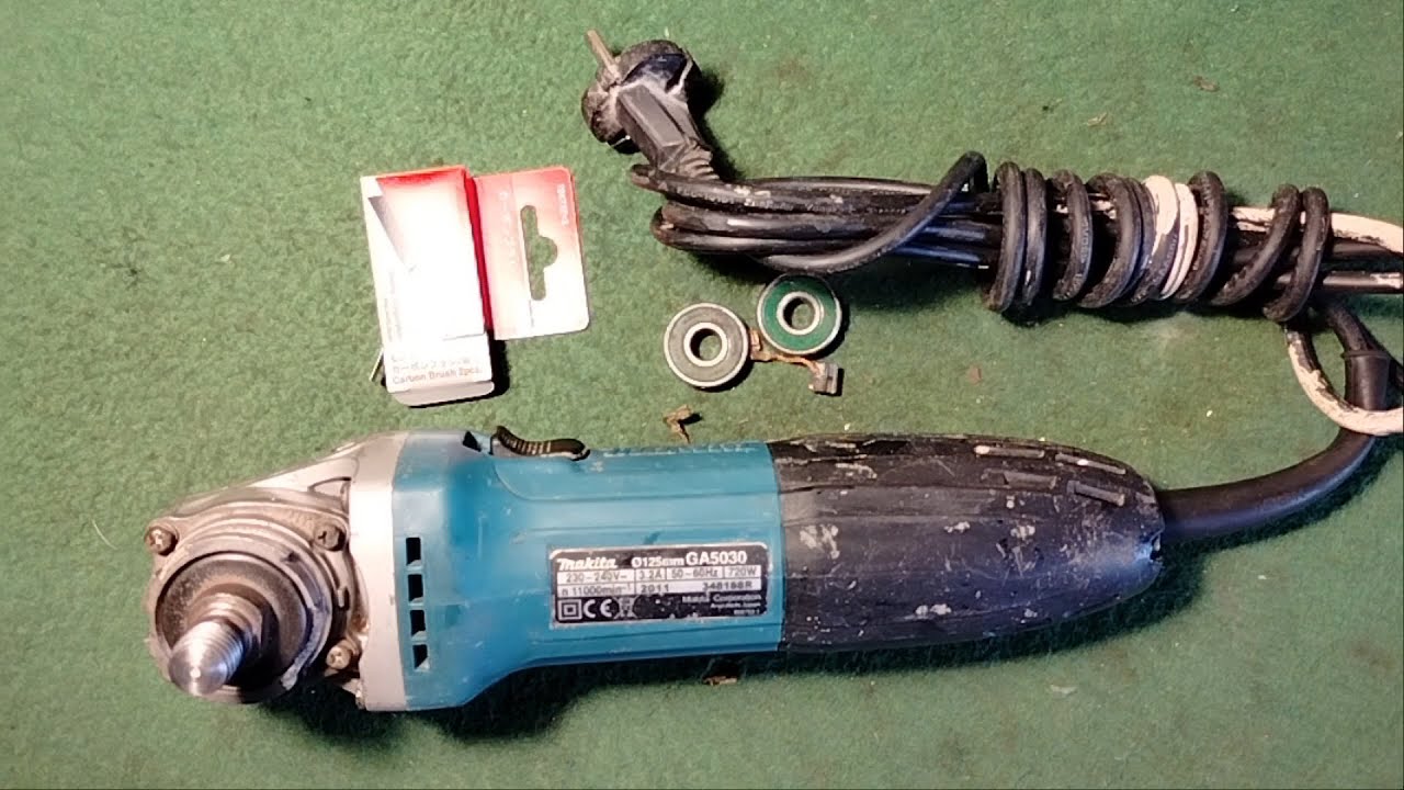 Remont poczciwej szlifierki Makita GA5030 bez R