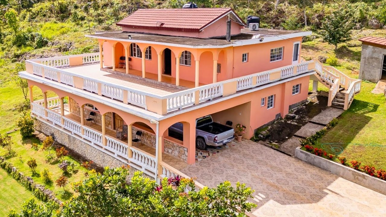 Charming 7 Bedroom 6 Bathroom House For Sale in Trelawny, Jamaica