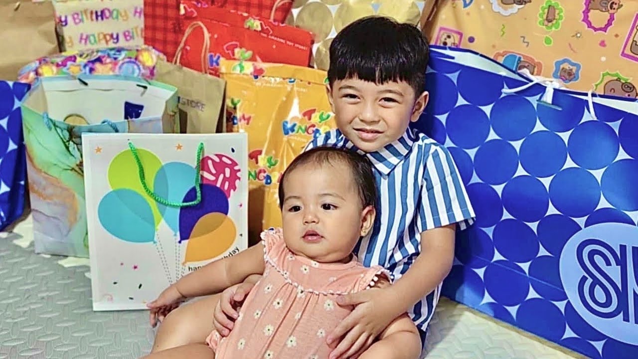 ALIAH’S BIRTHDAY GIFTS OPENING! ✨Wooden toys, kitchen play & more!