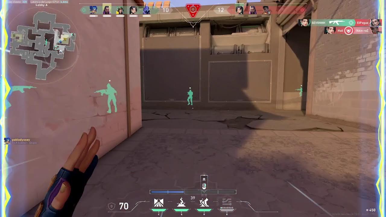 Jugando Valorant y Fortnite