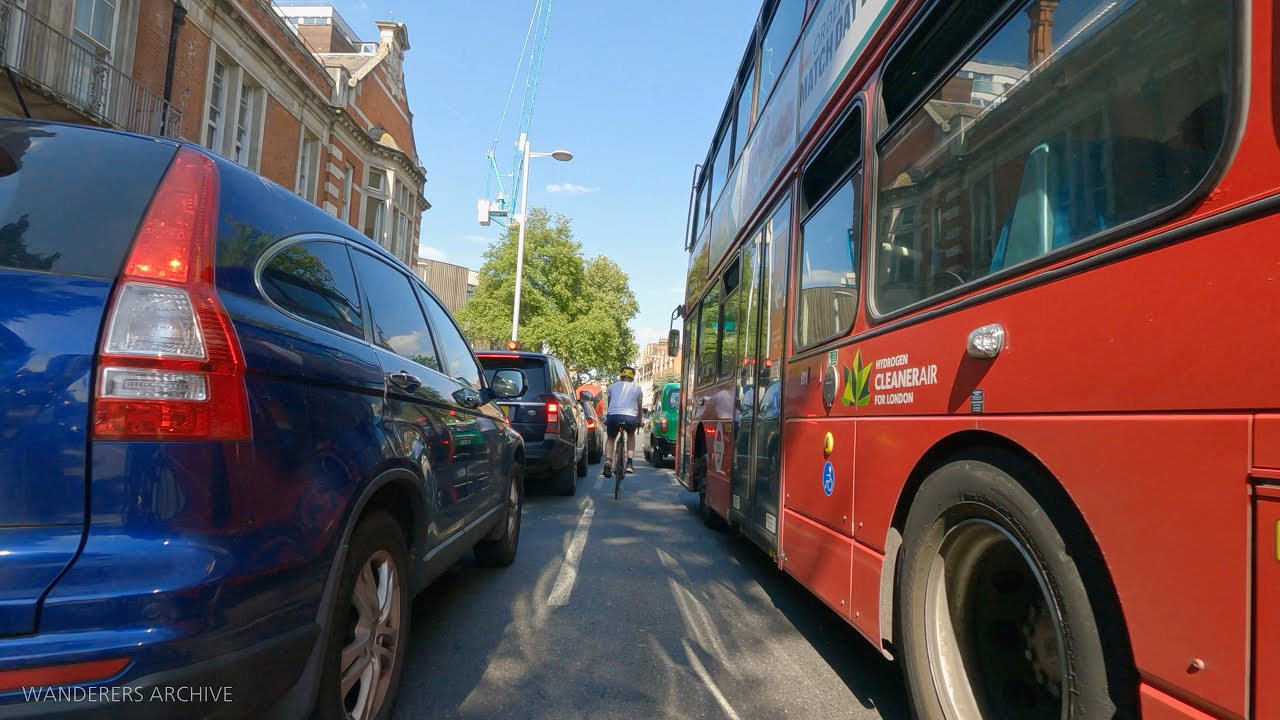 Cycling in London: Barons Court to Victoria Station [4K]