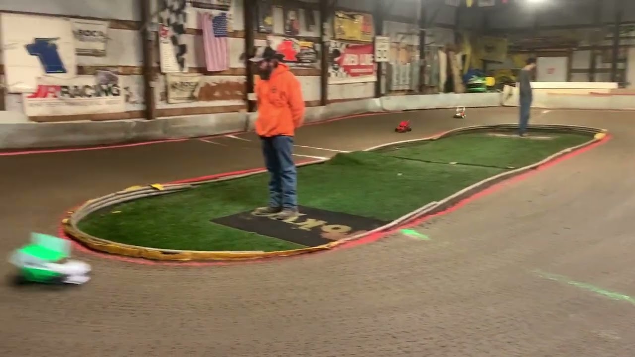RC 13.5 Sprint B Main Skip’s RC Raceway 