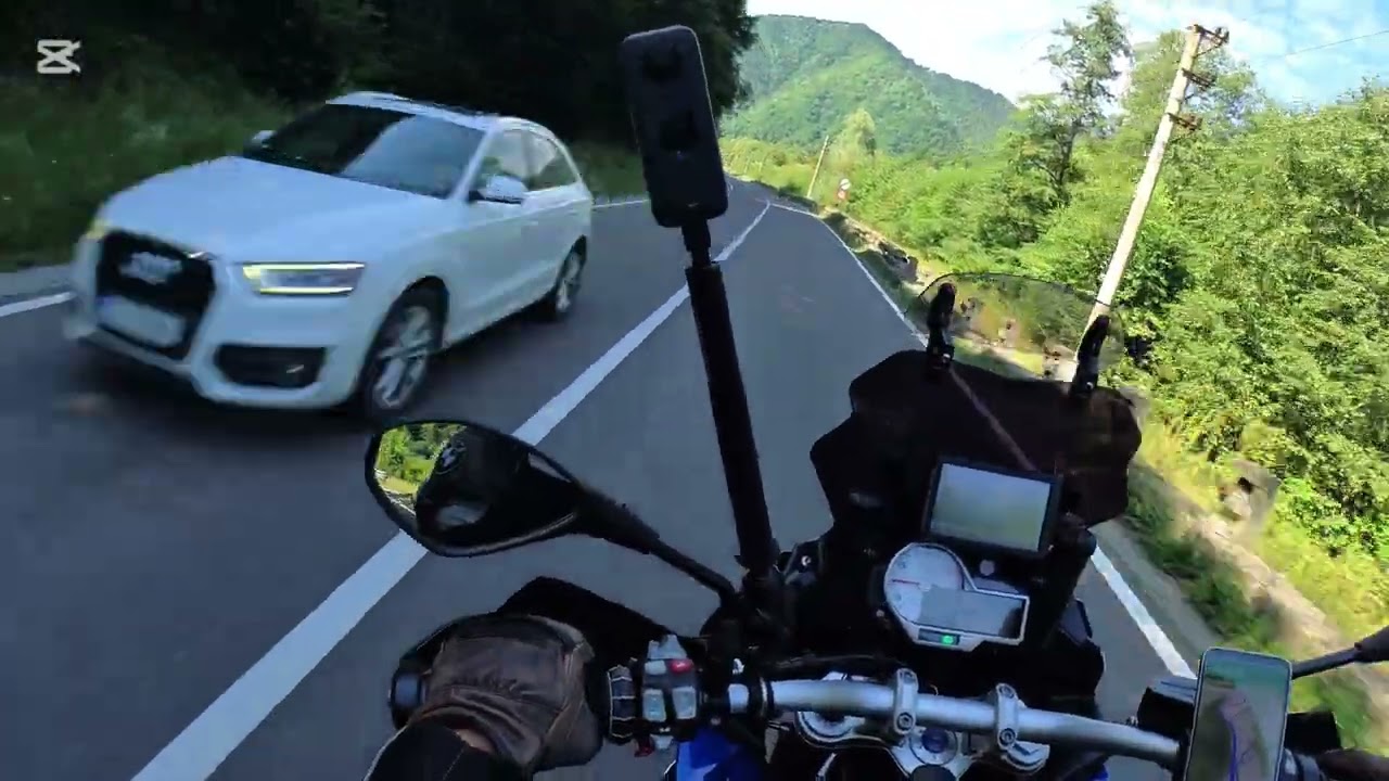 BMW S1000XR & DUCATI MULTISTRADA V4S on trip 