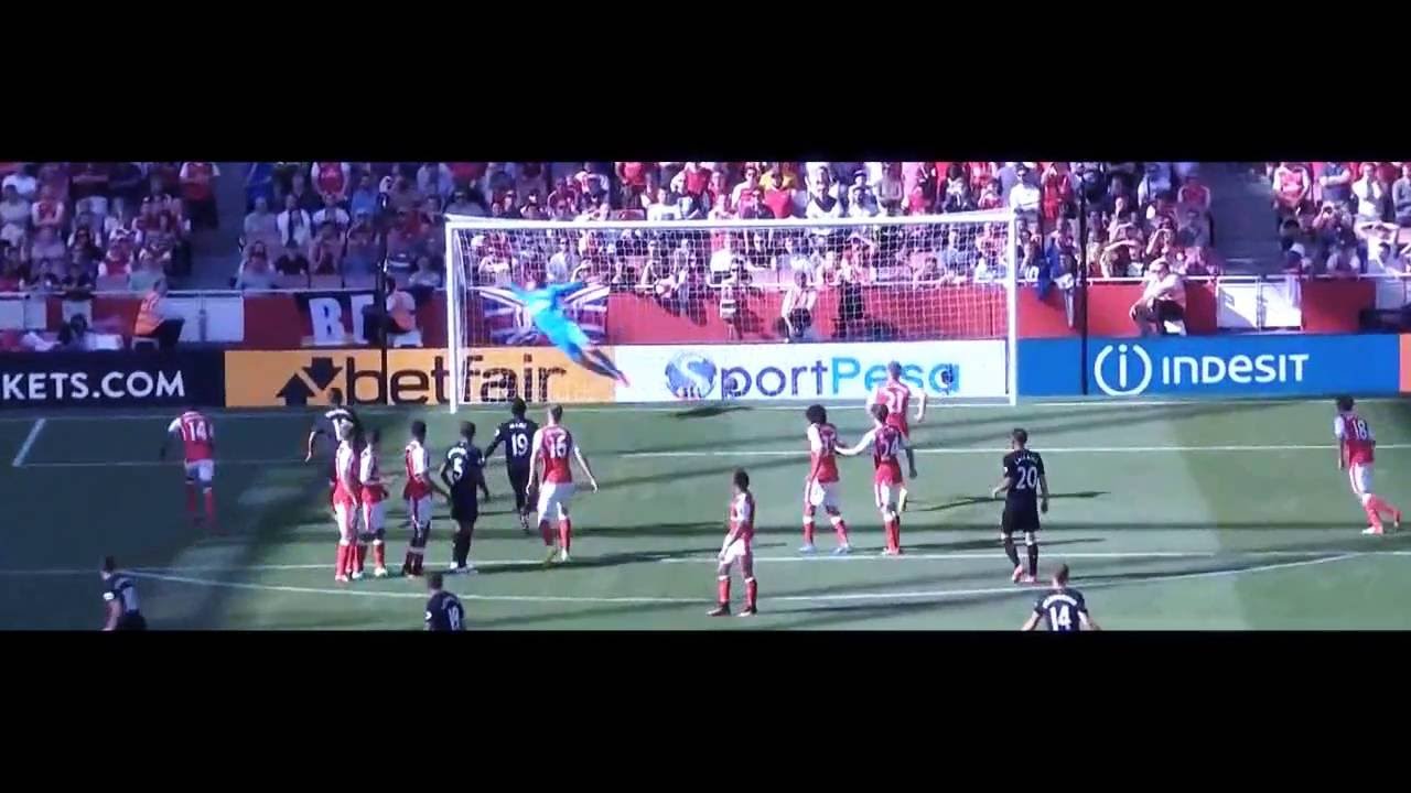Coutinho Fantastik Free Kick
