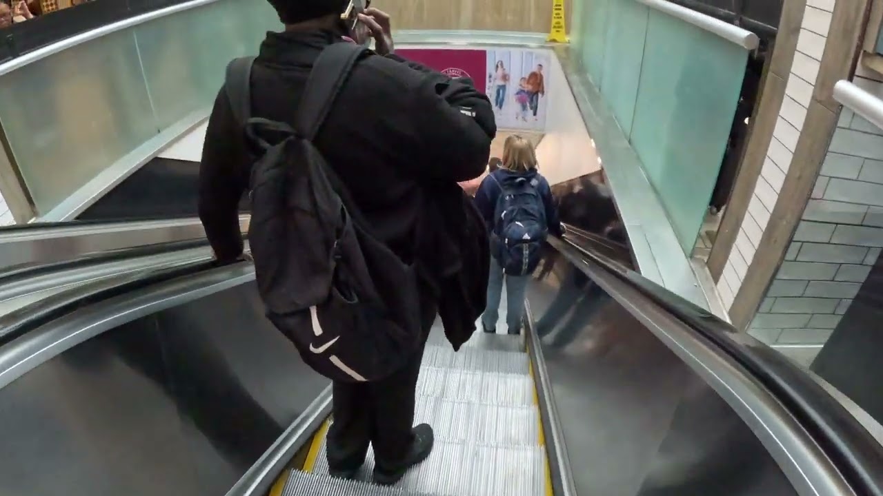 Airport Walk