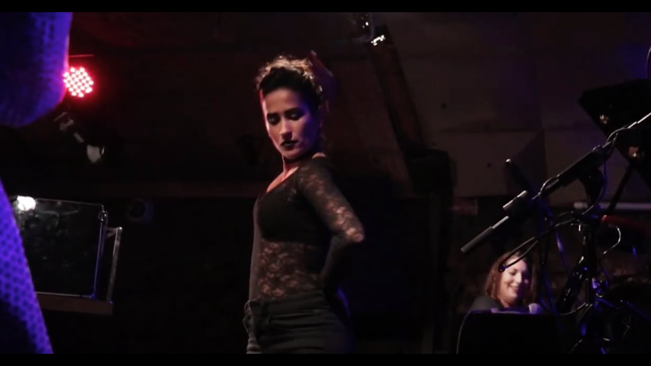 Mélodie Gimard 'Laberintos' Live at Jamboree feat Karen Lugo