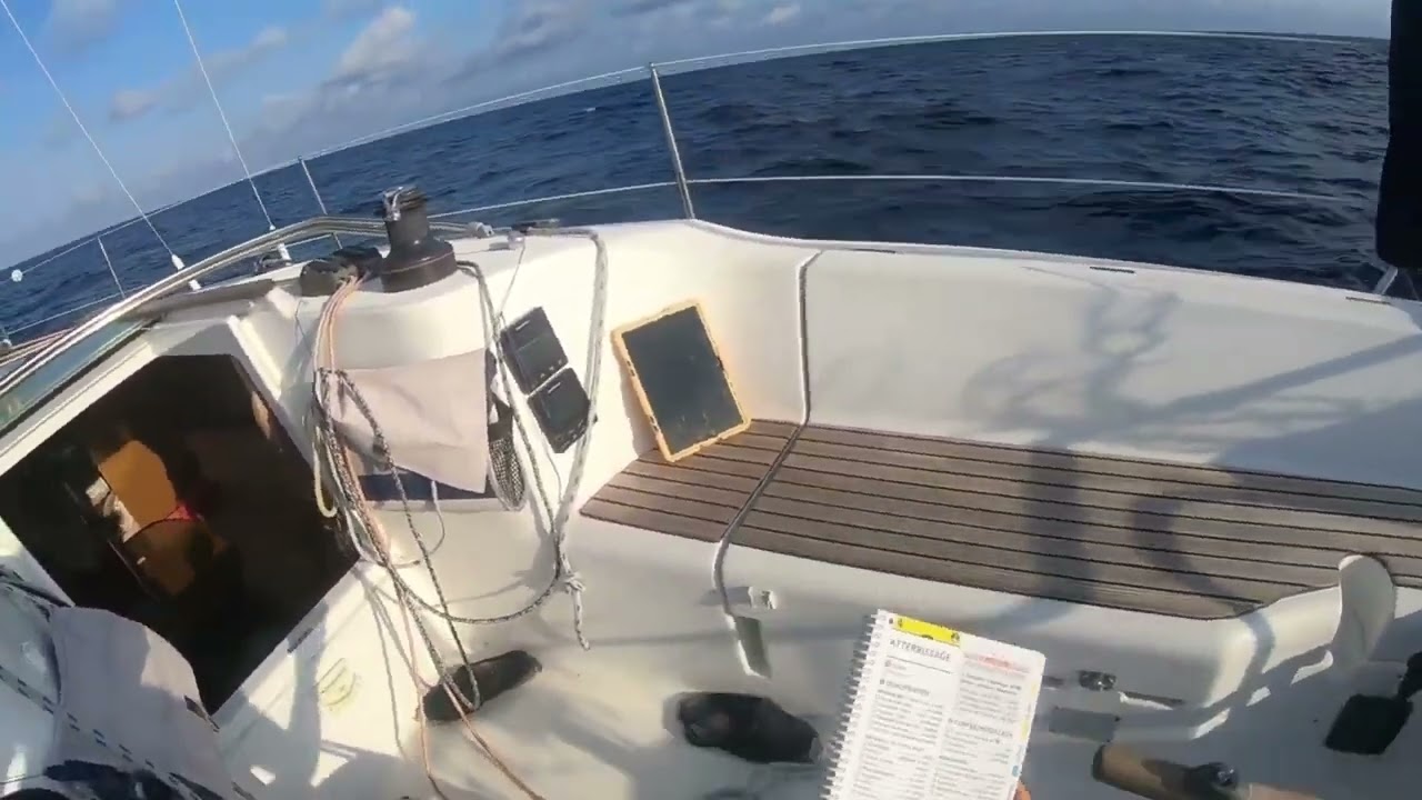[Tutoriel] Accoster avec un bateau, annexe , mouillage, baignade, pêche et chasse sous marine.