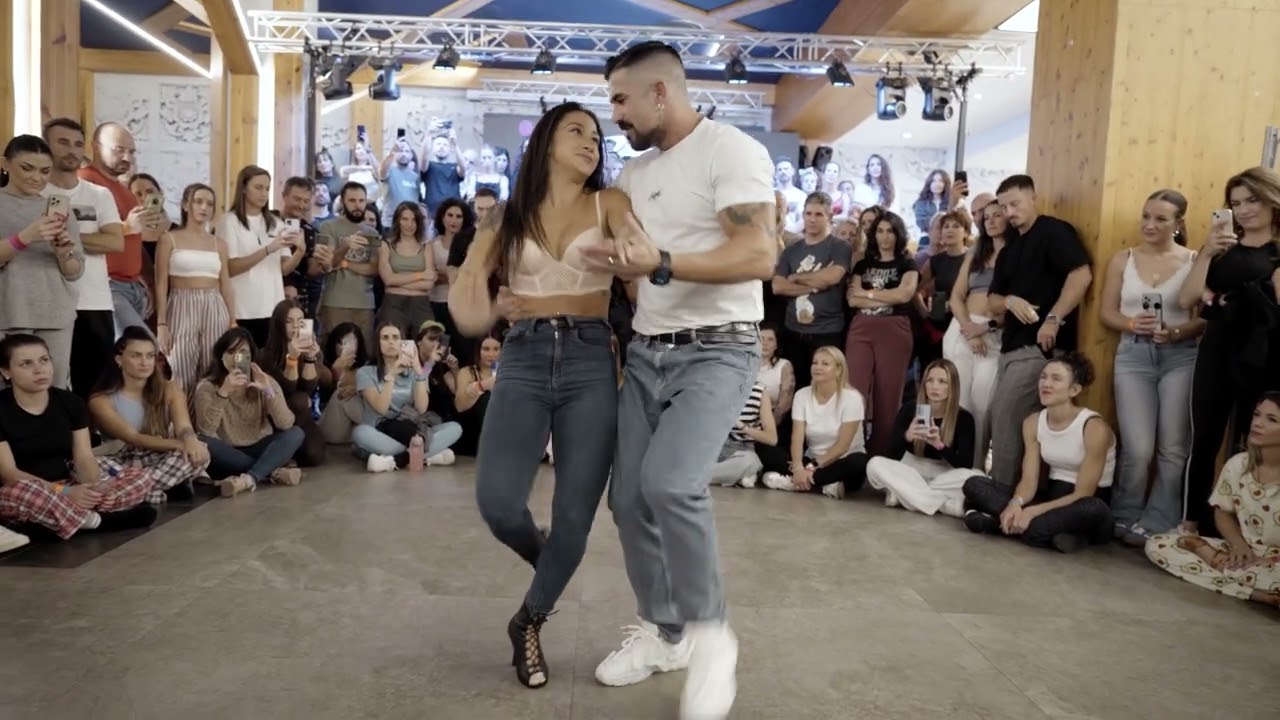Kike y Nahir - Bachata Dance - Burgos Sensual
