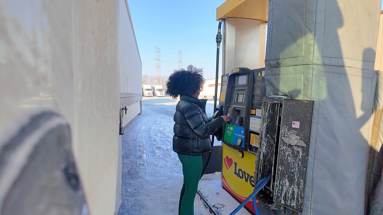 冬の嵐から逃れる！ | TRUCKDRIVINGIRL