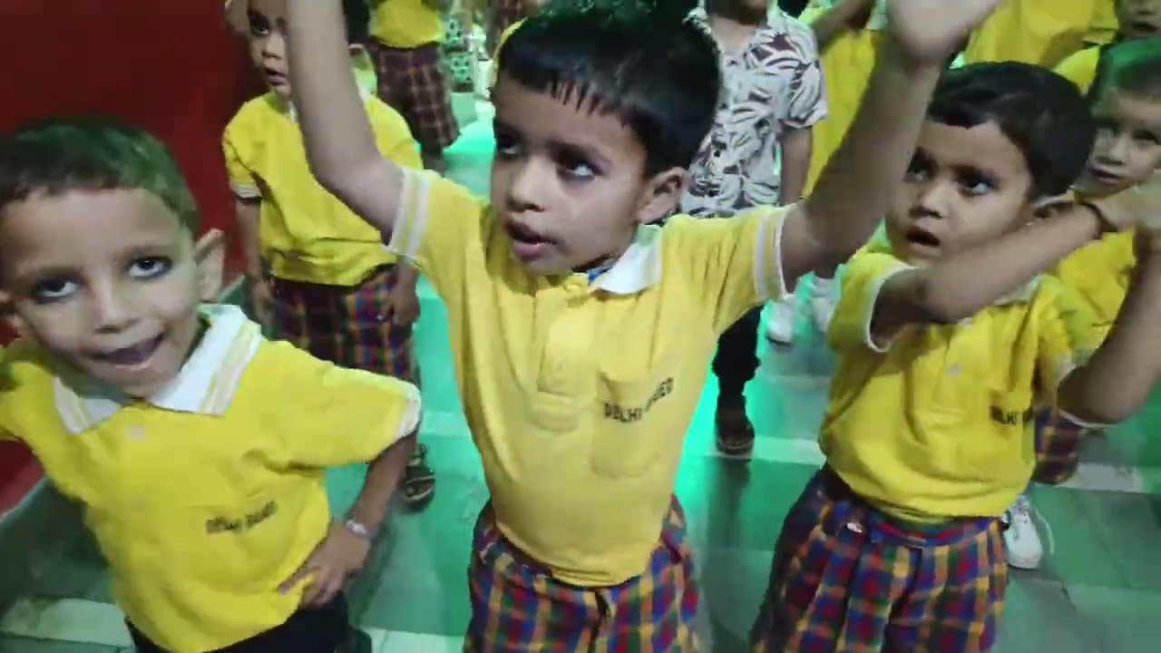Kid's poem activity in Manu Smart kids zone satnali bass school 🏫