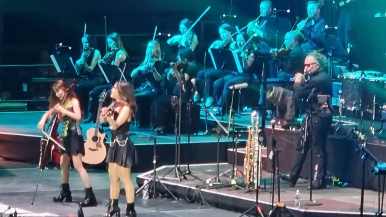 Two Steps From Hell, Thomas Bergersen - Victory (live - Budapest)