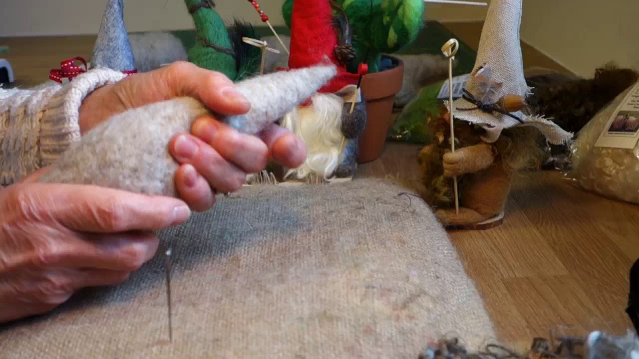 Archie's Attic Needle felting Tomte Gnome turorial Part 1