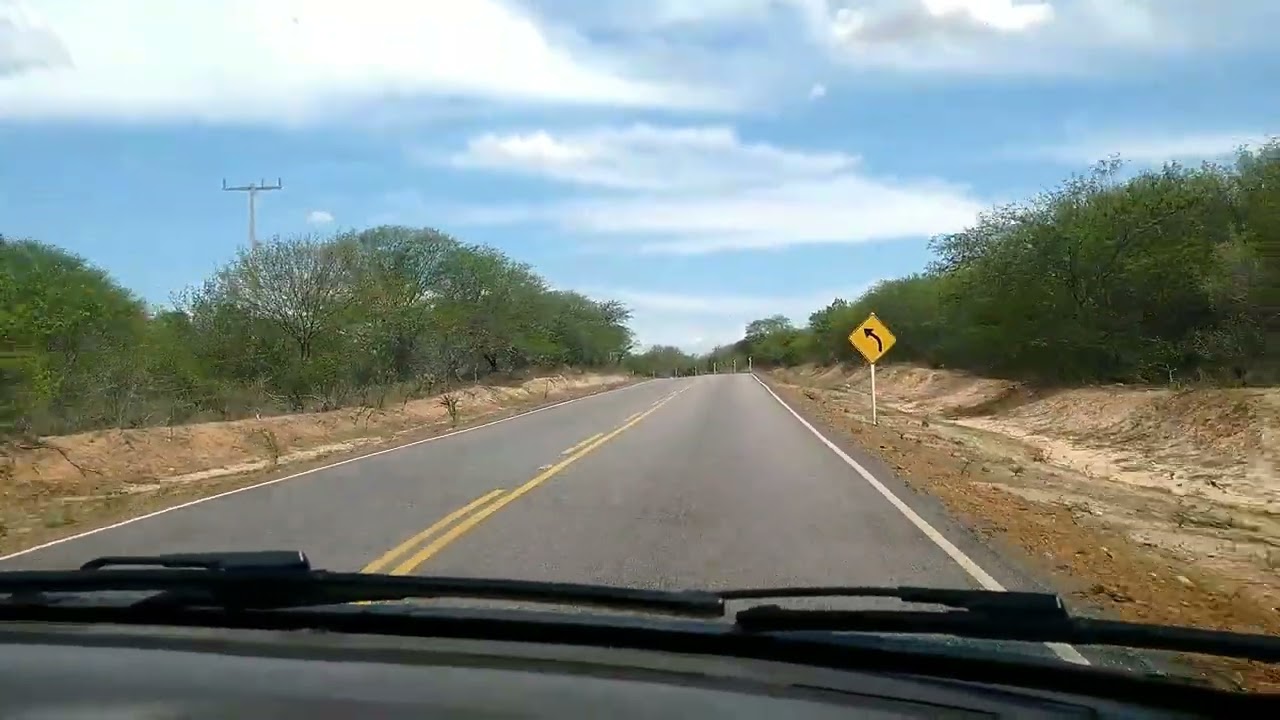 BR 324, de S&atilde;o Raimundo Nonato - PI a Remanso - BA: passagem pelo Povoado Negros.