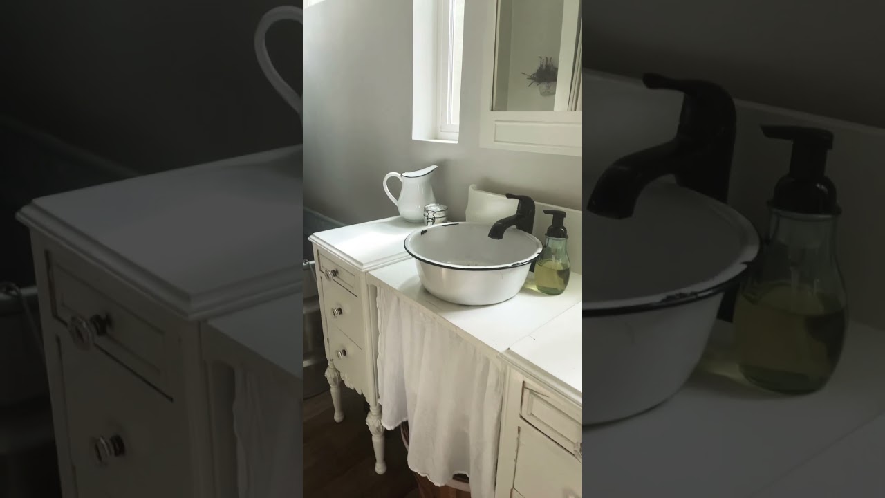 😱NO ELECTRICITY?!?!&hellip;How we Shower!🧼🛀🚿 #thepioneerhomestead #offgrid