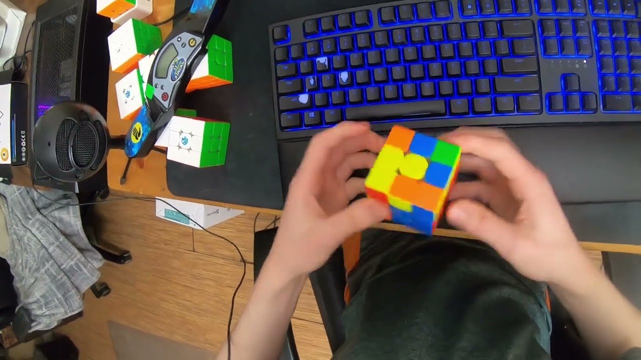 fast keyboard solving v3 (3.96 ao5)