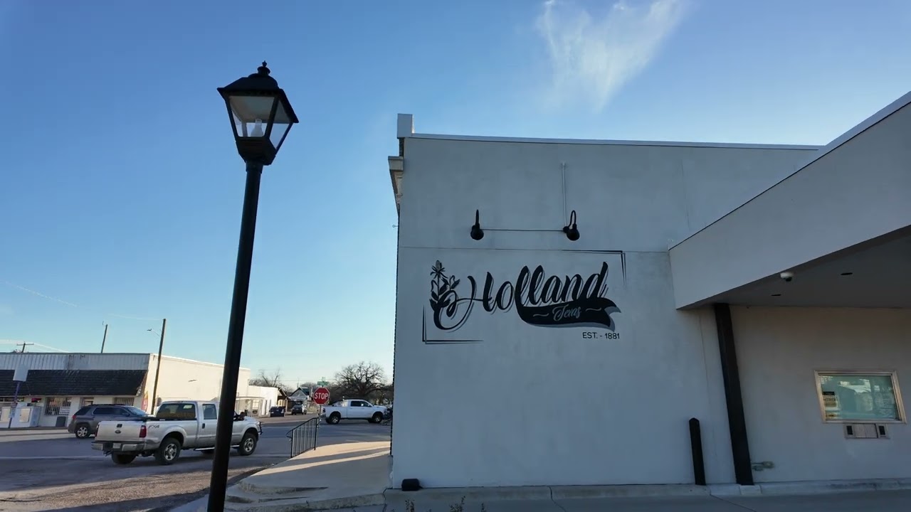 A walking tour of downtown Holland Texas