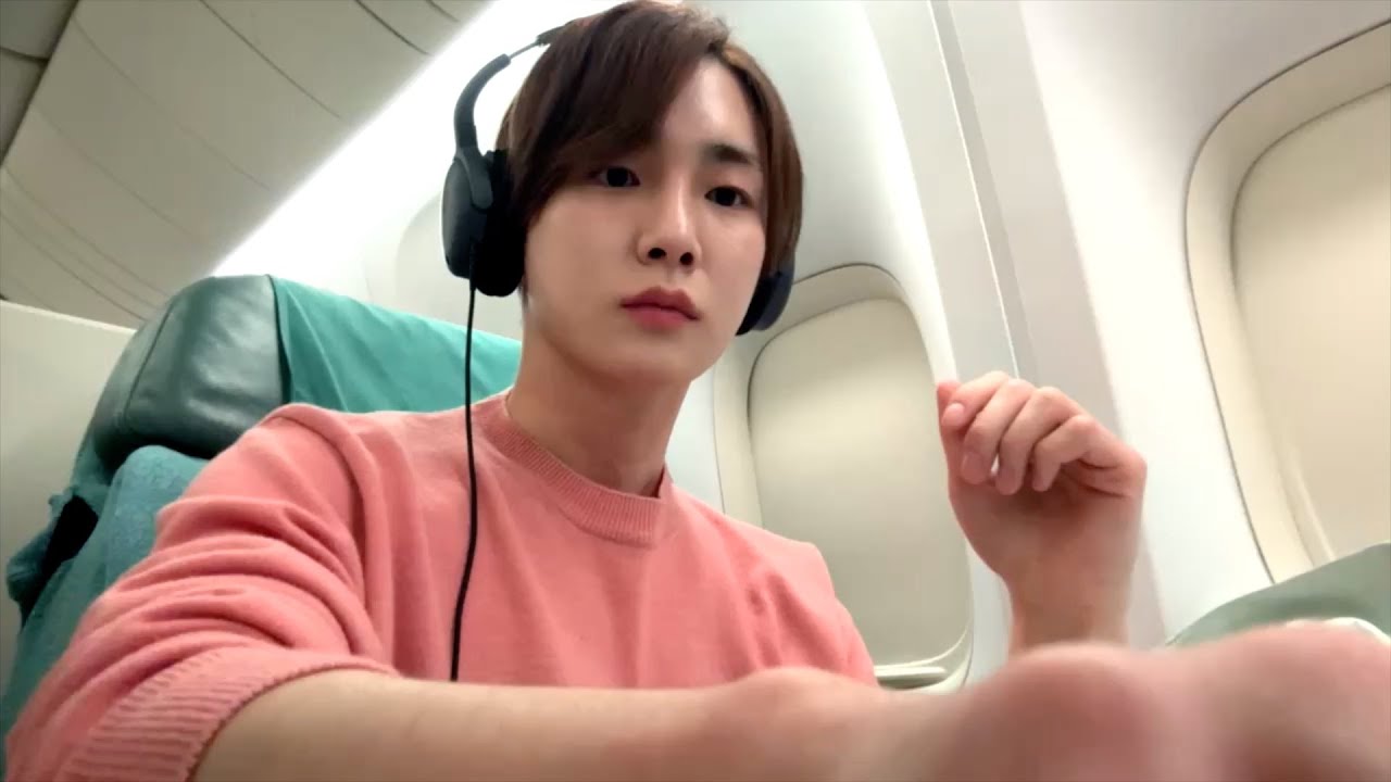 Fly with KEY | 기내식 ASMR✈️ | 스테이크 | 와인 | 수프 | 샐러드 | 과일 (Real time, Real Sound)