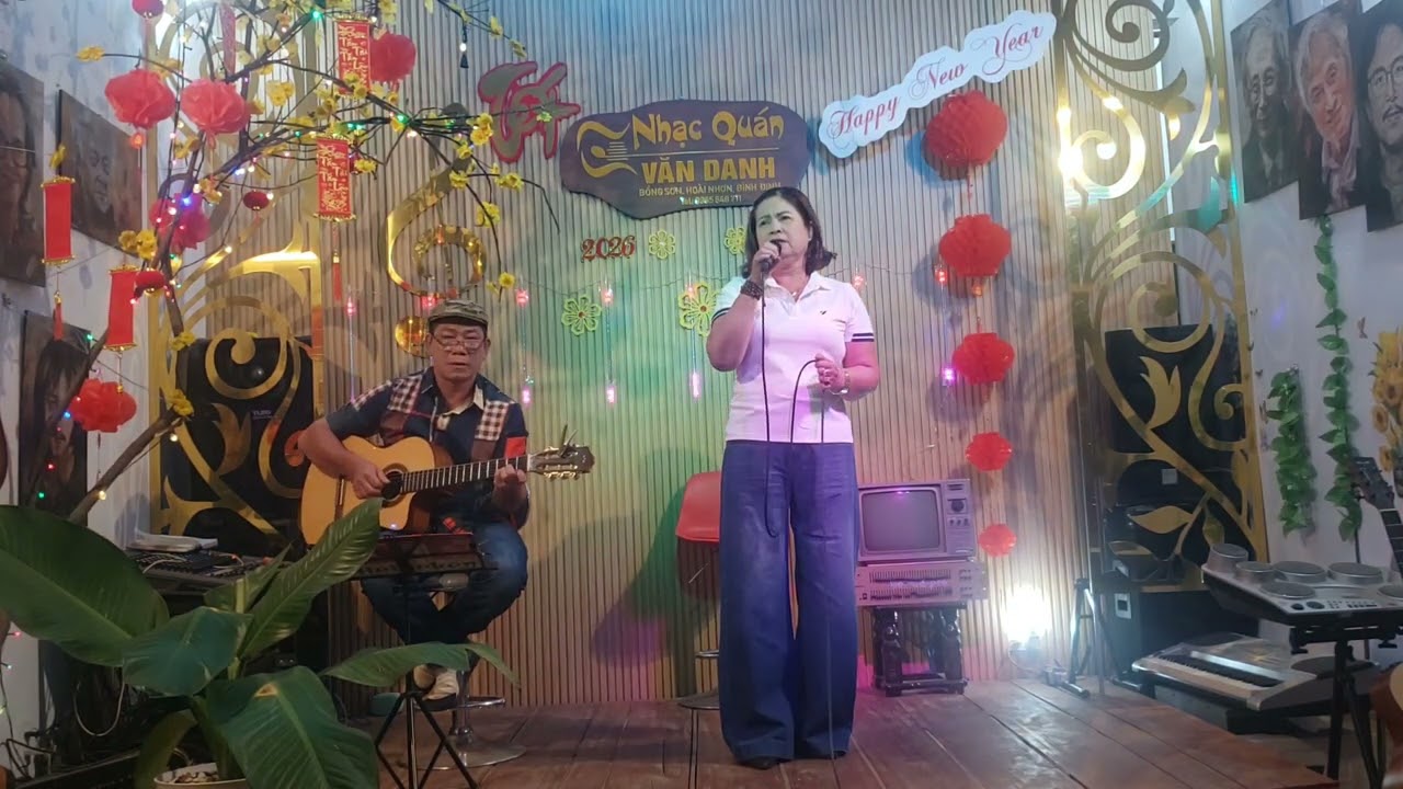 Mùa xuân lá khô. Tb: Kim Tại