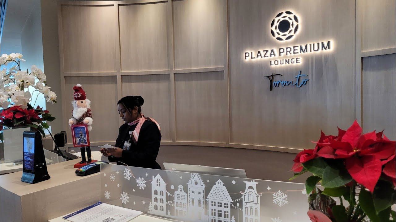 Зал ожидания Premium Plaza в терминале 3 аэропорта Торонто YYZ #dragonpass