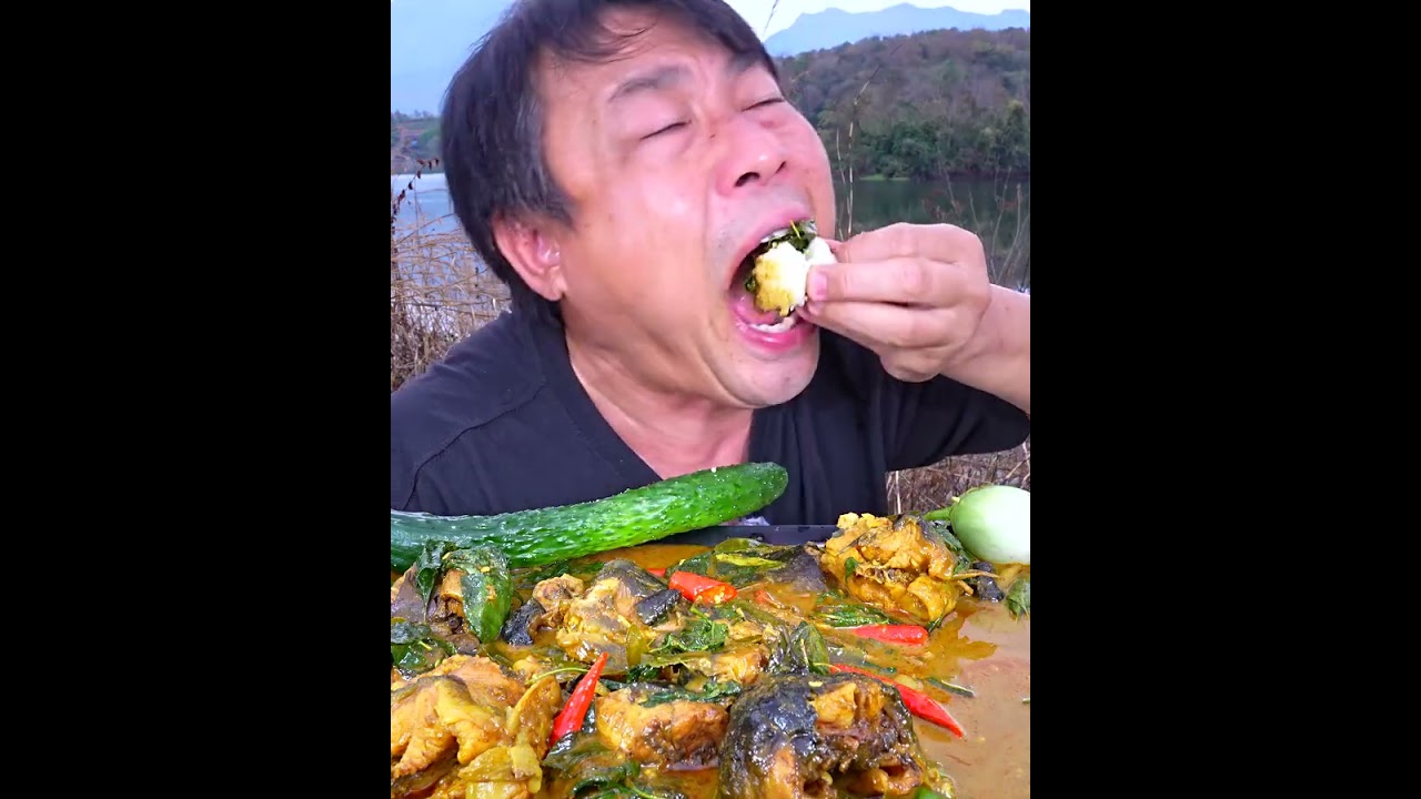 EXTREME SPICY Stir-Fried Catfish & Fresh Cucumber