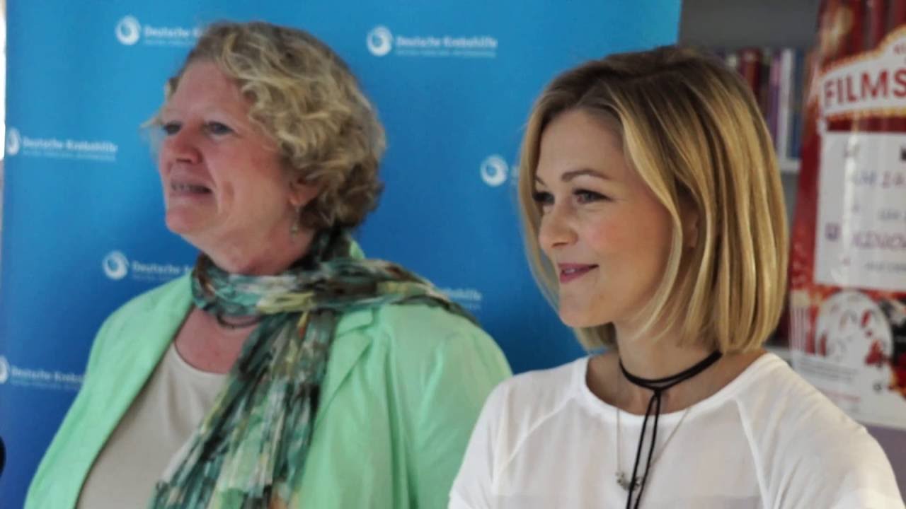 Linda Hesse gibt Konzert für krebskranke Kinder in Berlin (Variante 2, 2:05)