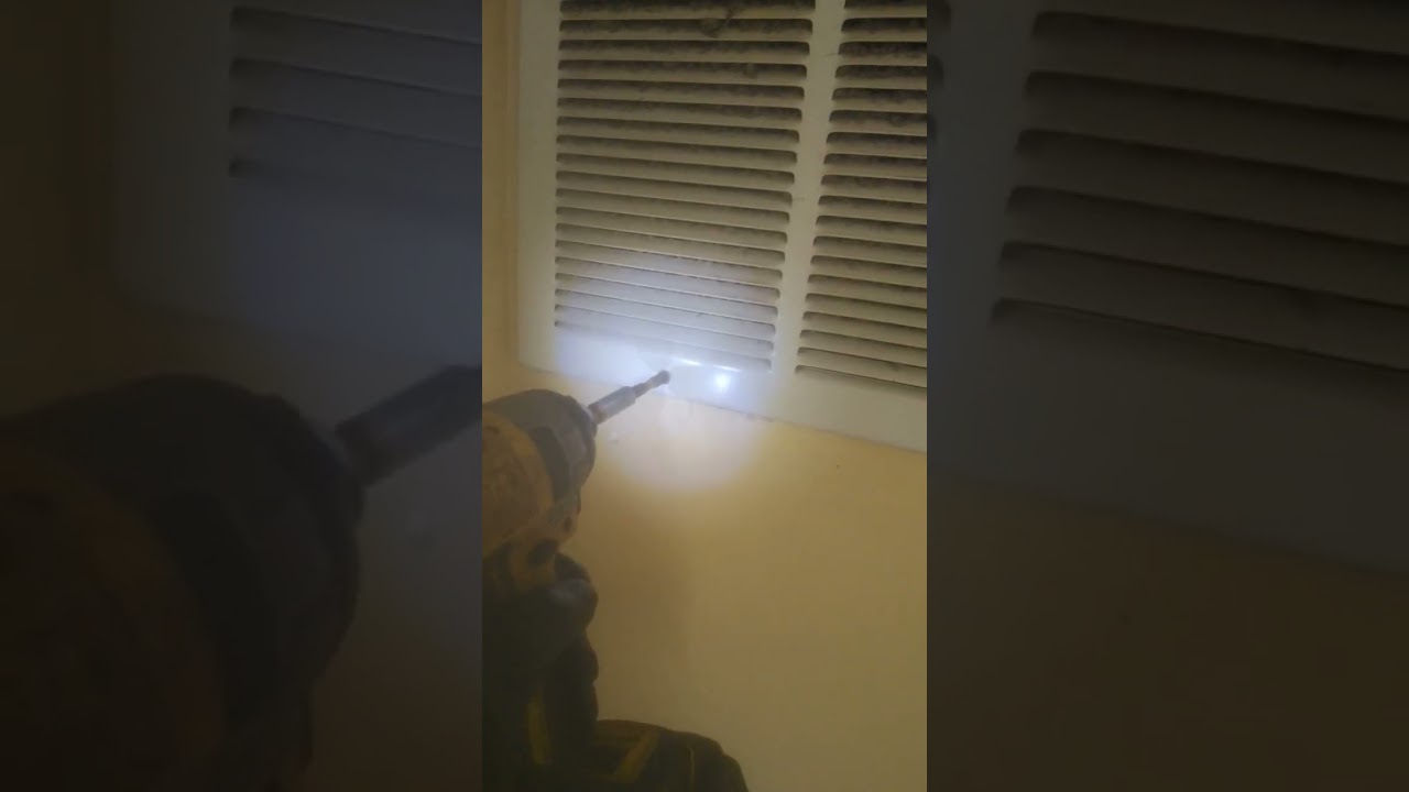How to clean air vents in house