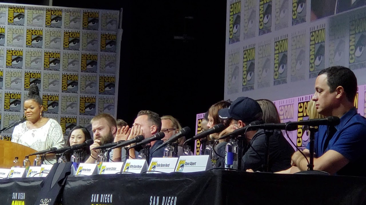 Andrew Lincoln (Rick) confirms departure from THE WALKING DEAD #SDCC