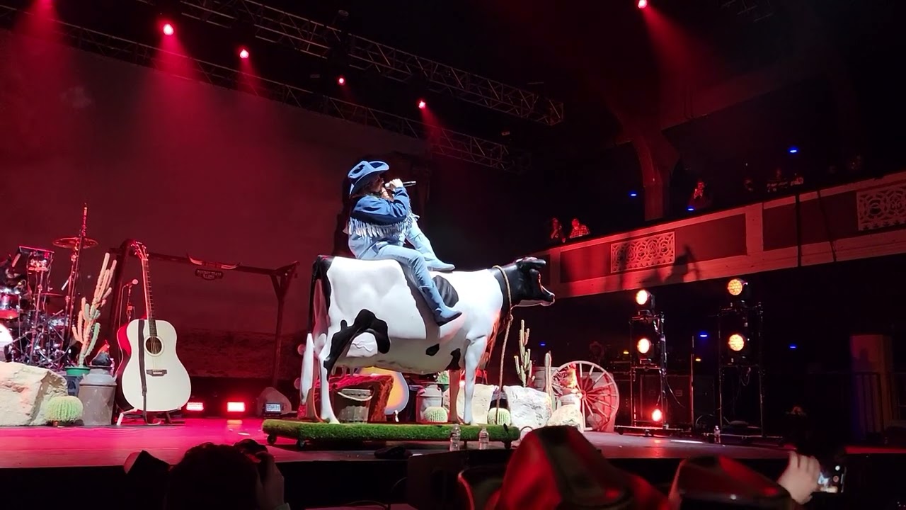 Oliver Tree- Cowboys Dont Cry Live Shrine Expo Hall Los Angeles CA 2-19-22