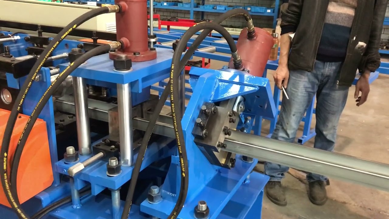 Traditional Commercial Type C Channel Machine for 100MM Size with Online Punching