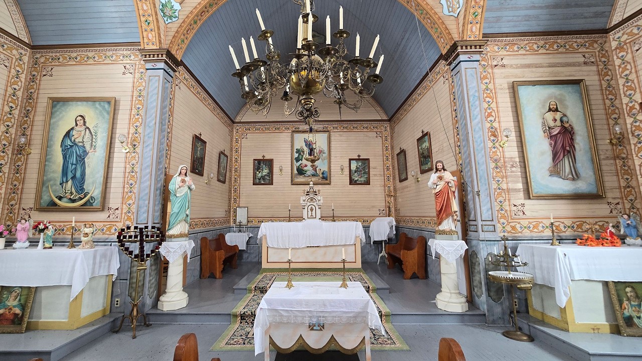 Historic Ukrainian Catholic Church on the Saskatchewan Prairies | Bobulynci