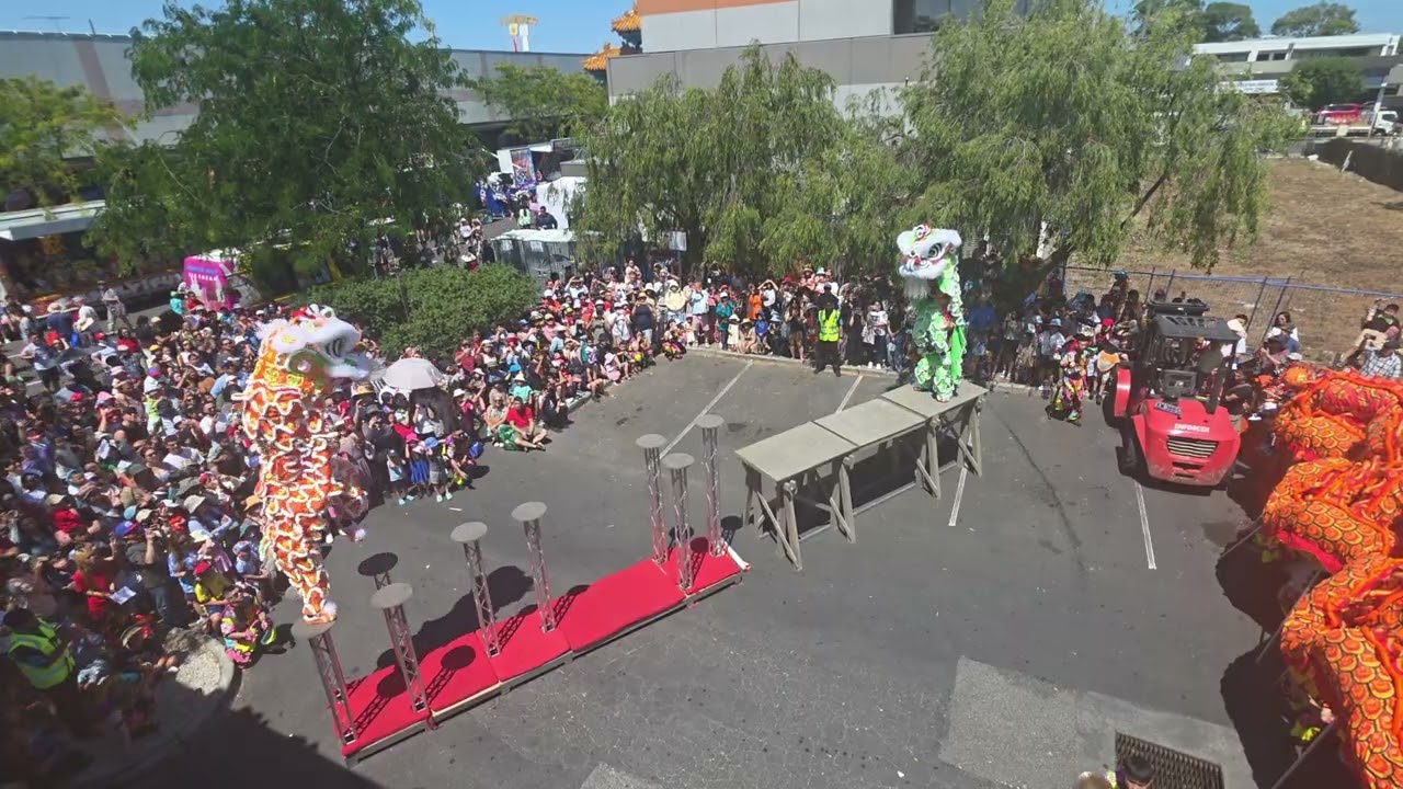 Hung Hing Lion Dance Association | Jongs & traditional twinning lion routine | Springvale fest 2026 