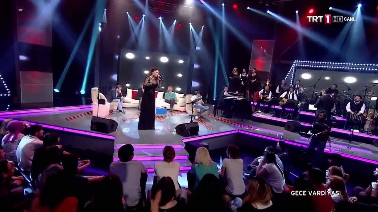 İzel - D&uuml;şer O (Canlı Performans)