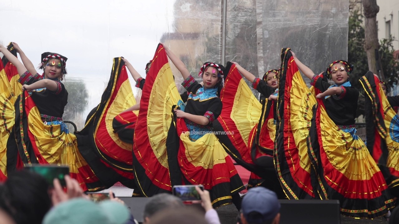 Folk Dance at Chinese New Year Celebration || Chinese Folk Dance Association