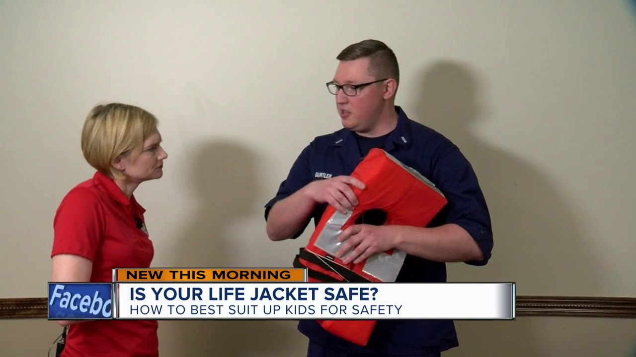 This is the type of life jacket you should buy your kid