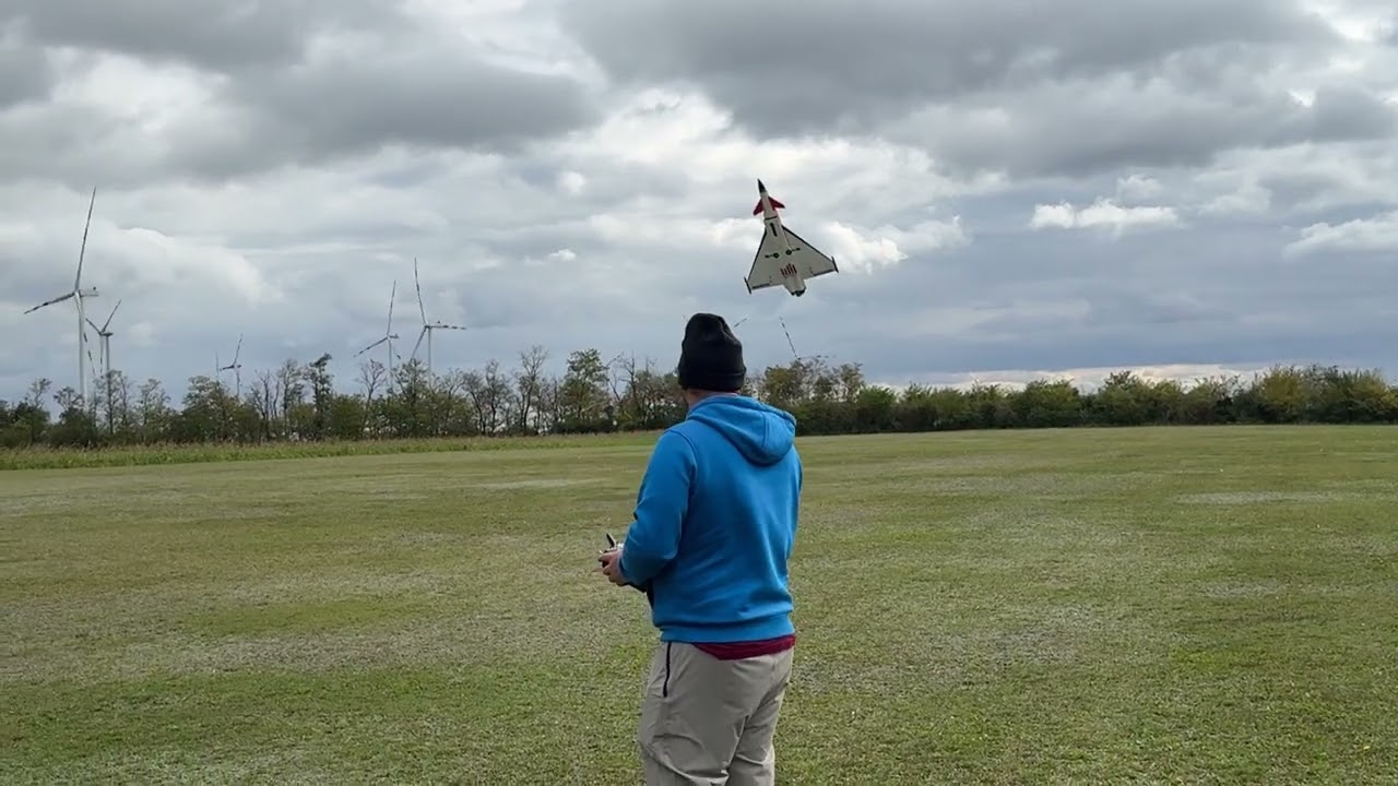 CARF Eurosport Ultimate geflogen von Philipp G. (starker Wind)