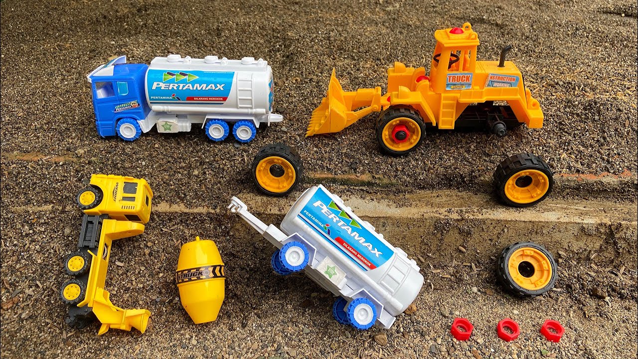 Mencari dan merakit mobil mobilan truk molen, loader keruk, truk gandeng, beko, bus tayo, Tow truck