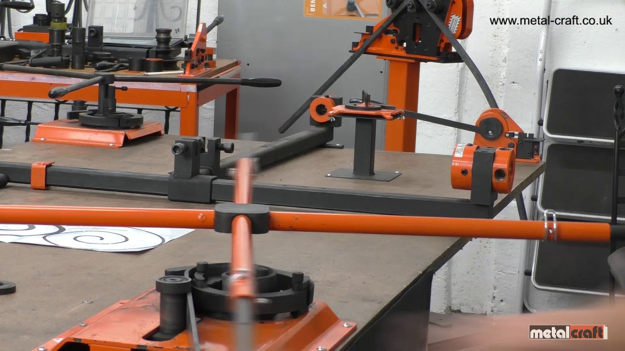 How to Scroll on the Mk 3/4 Scroll Former MetalcraftUK