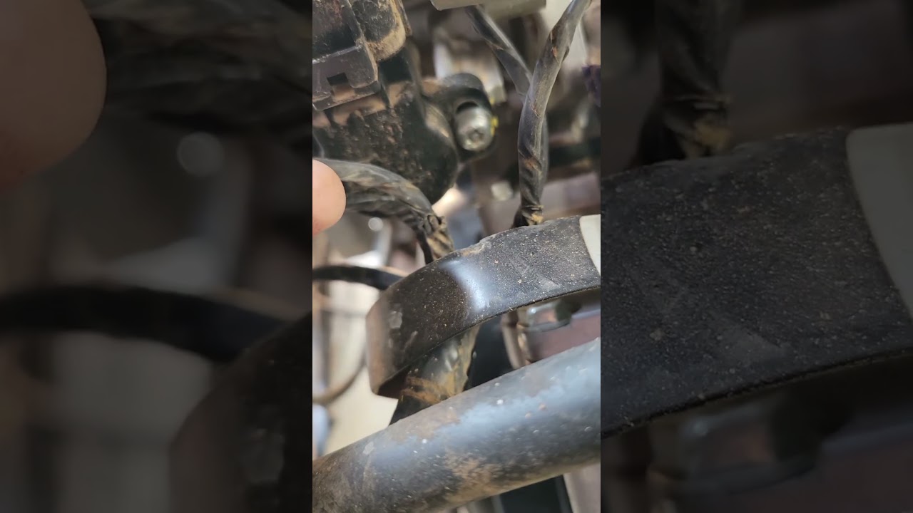 Kawasaki Mule 4010 with DFI light on