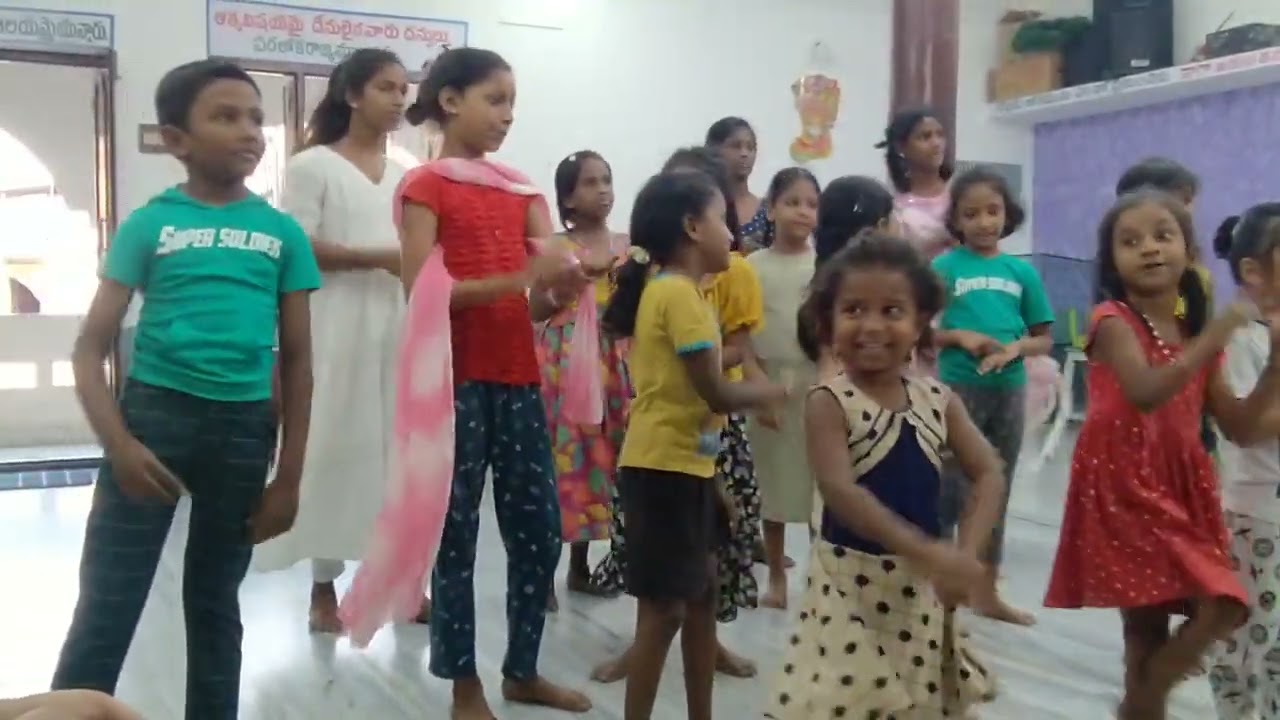 Walk walk in th light song                       My Sunday school kids 
