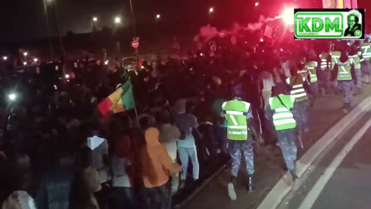 L'ARRIVÉE DES LIONS DU SÉNÉGAL Á L’AIBD. AMBIANCE HISTORIQUE DES CHAMPION D'AFRIQUE 2025