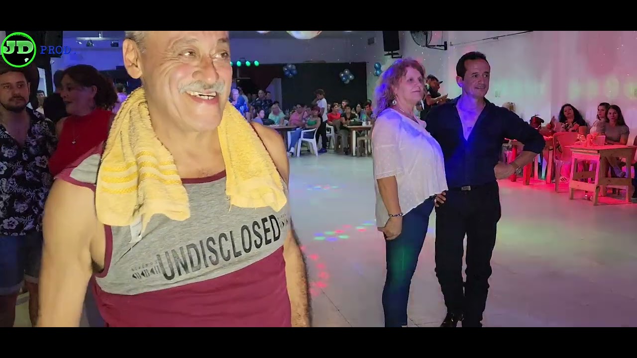 SHOW EN VIVO DE JULIO DE ROSA Y SU GRUPO EN IDEAS DOLCE Parte (1) 10/03/2024