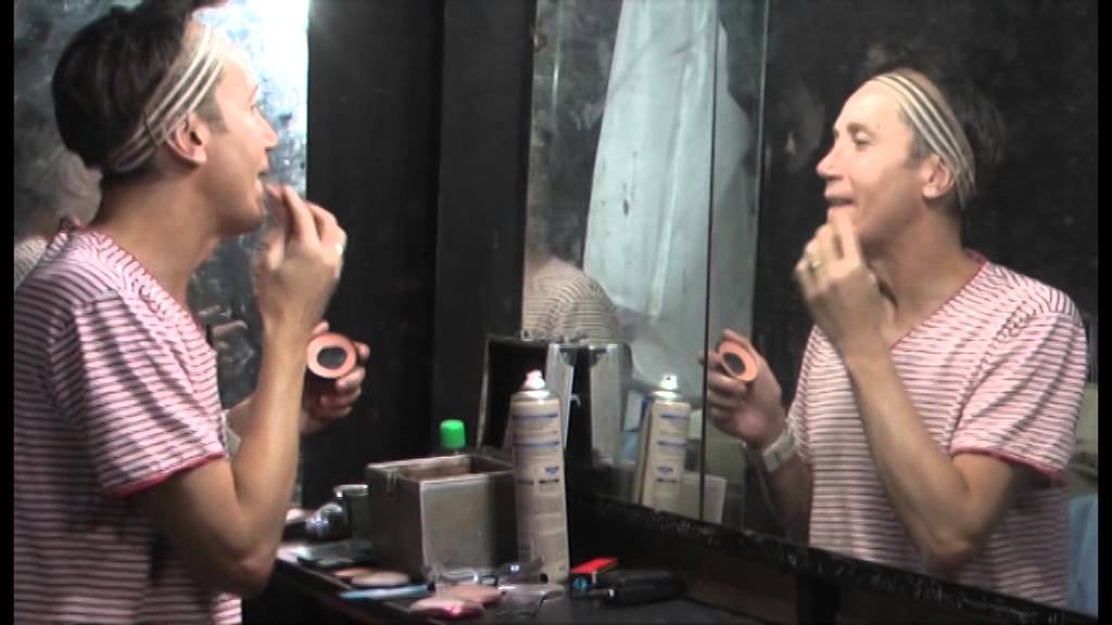 Julio Cesar Lynch - Vida y Arte #Drag en Bs. As.
