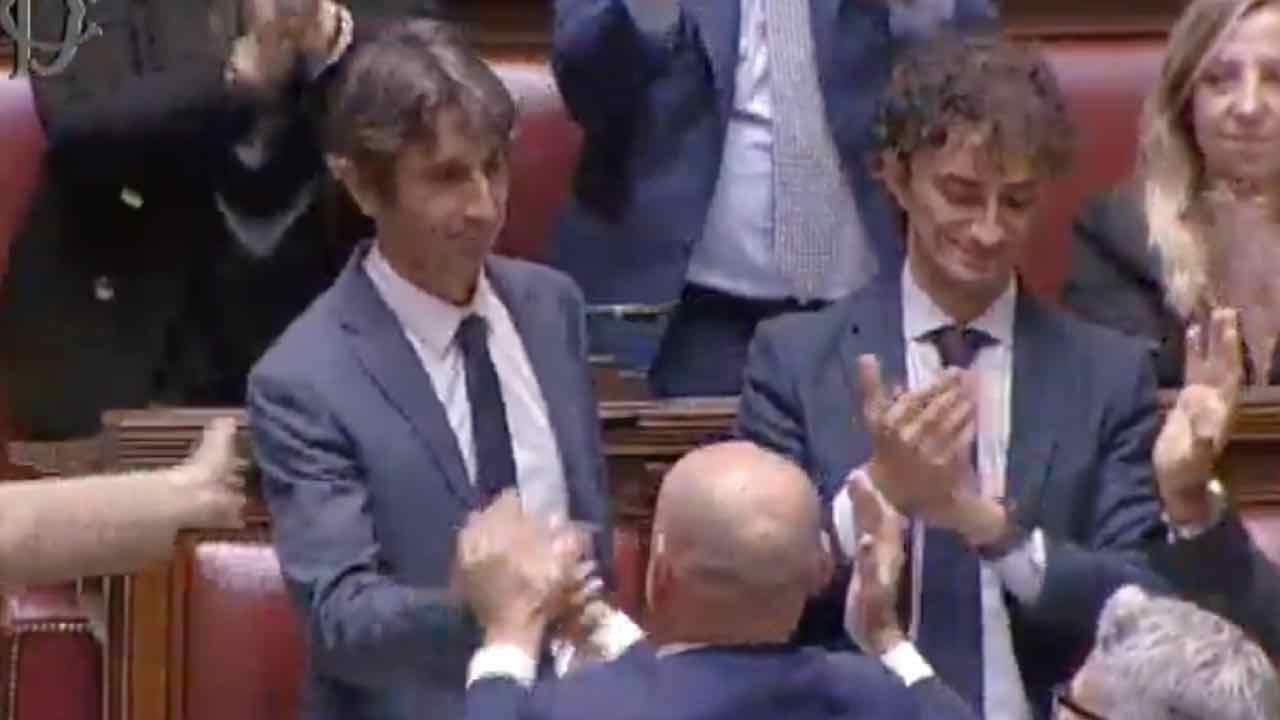 DONZELLI SI SCAGLIA CONTRO LE OPPOSIZIONI NELLA REPLICA SUL CONSIGLIO EUROPEO